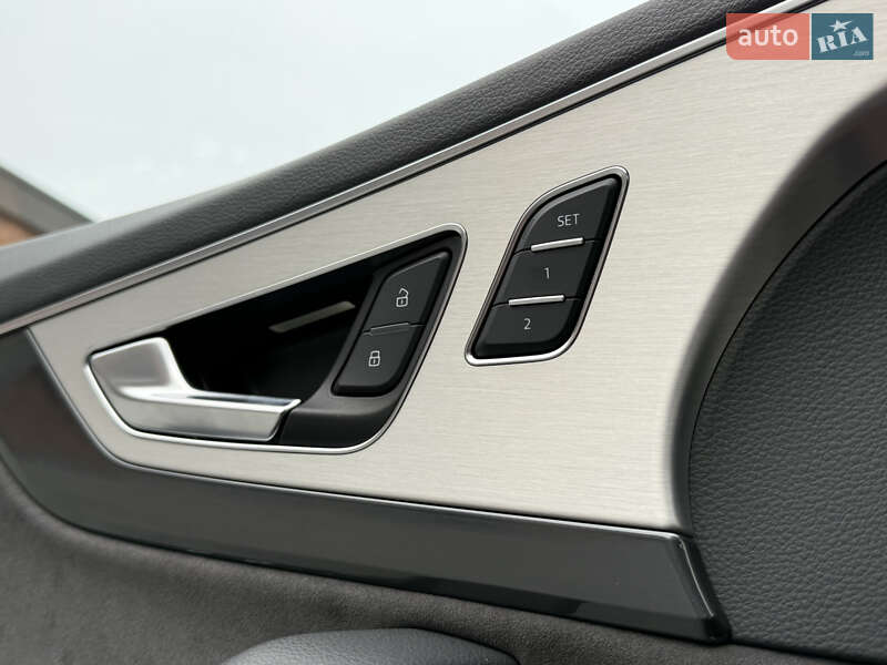 Внедорожник / Кроссовер Audi Q7 2015 в Черновцах