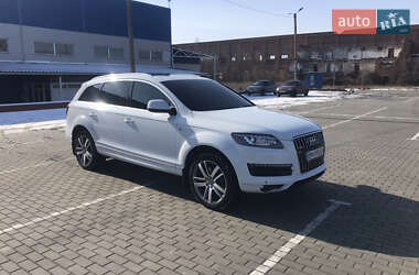 Внедорожник / Кроссовер Audi Q7 2015 в Ромнах