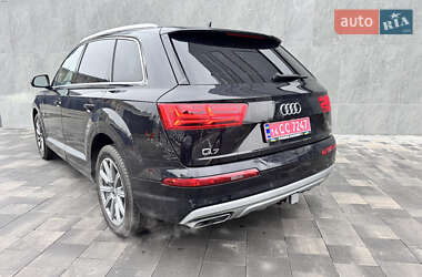 Позашляховик / Кросовер Audi Q7 2018 в Києві