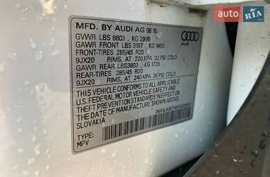 Внедорожник / Кроссовер Audi Q7 2016 в 