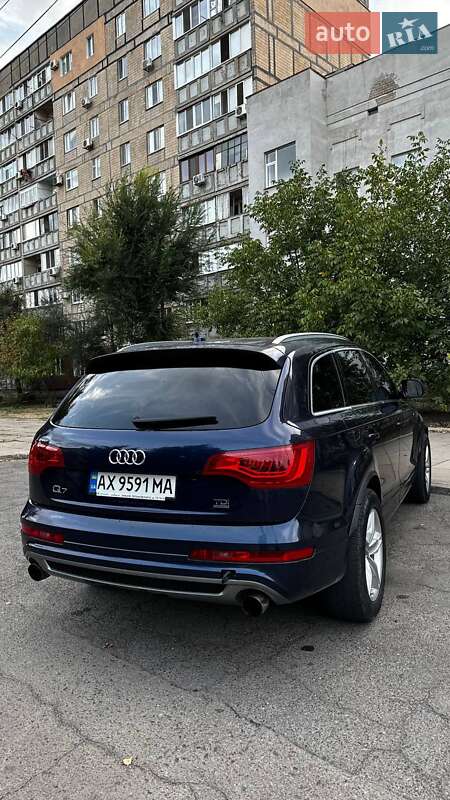 Позашляховик / Кросовер Audi Q7 2010 в Кривому Розі