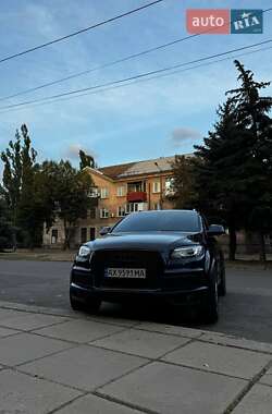Audi Q7 2010 Audi Q7 2010