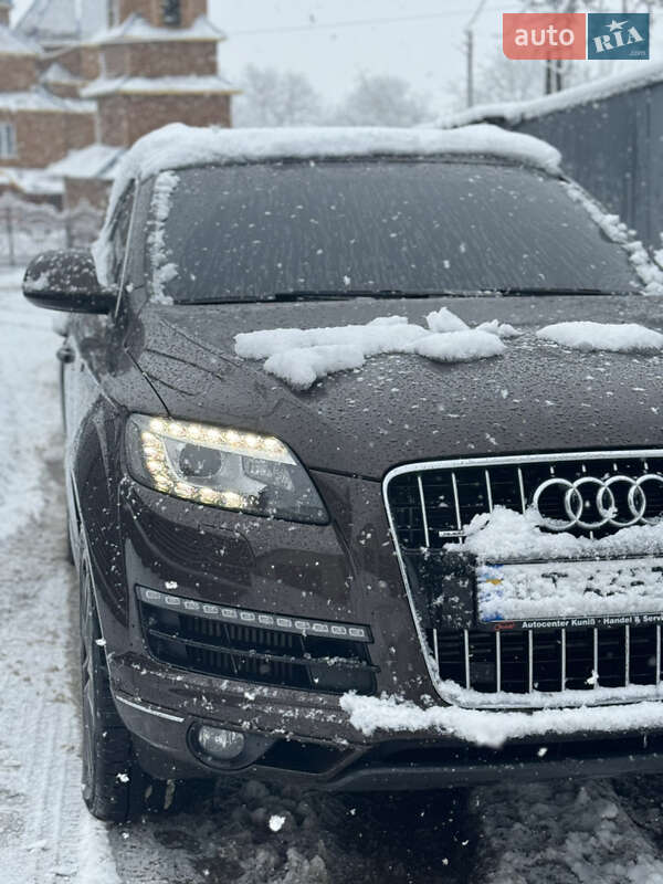 Внедорожник / Кроссовер Audi Q7 2011 в Коломые