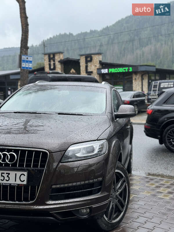 Внедорожник / Кроссовер Audi Q7 2011 в Коломые