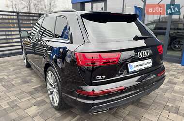 Внедорожник / Кроссовер Audi Q7 2019 в Ровно