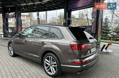 Audi Q7 2016