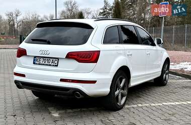 Внедорожник / Кроссовер Audi Q7 2010 в 