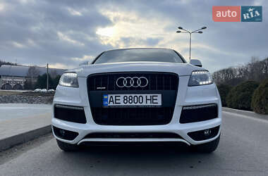 Позашляховик / Кросовер Audi Q7 2014 в 