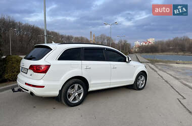 Позашляховик / Кросовер Audi Q7 2014 в 
