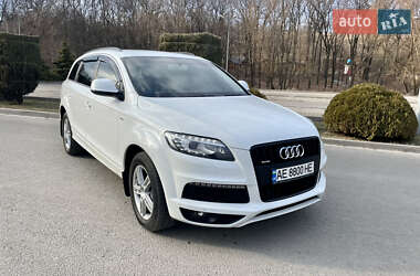 Позашляховик / Кросовер Audi Q7 2014 в 