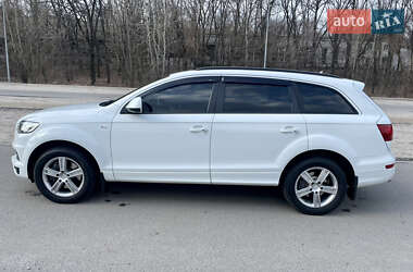Позашляховик / Кросовер Audi Q7 2014 в 