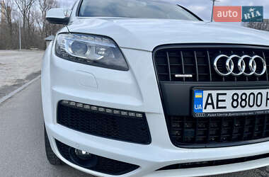 Позашляховик / Кросовер Audi Q7 2014 в 