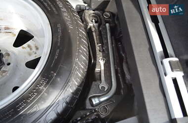 Внедорожник / Кроссовер Audi Q7 2011 в 
