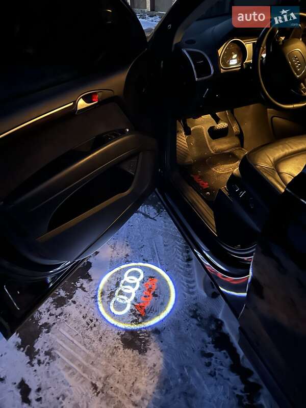 Внедорожник / Кроссовер Audi Q7 2011 в Житомире