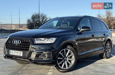 Позашляховик / Кросовер Audi Q7 2019 в Києві