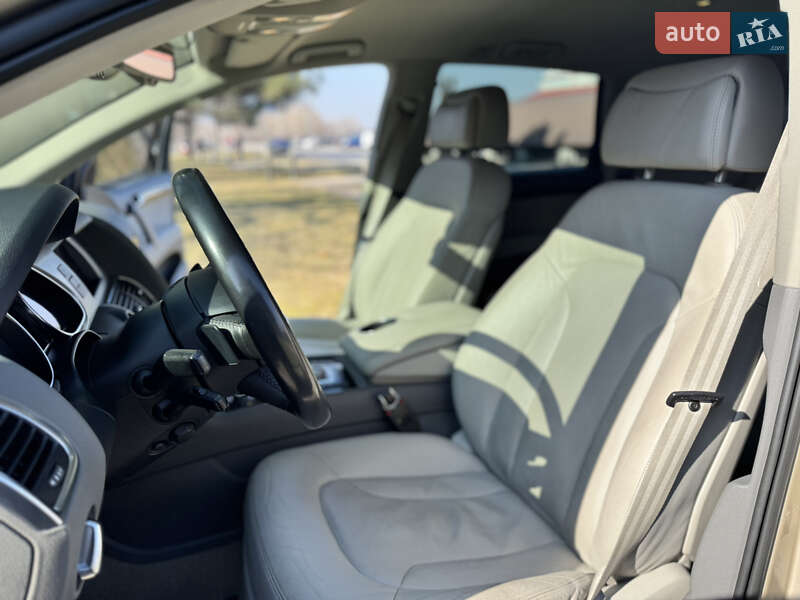 Позашляховик / Кросовер Audi Q7 2012 в Дніпрі фото 16 Позашляховик / Кросовер Audi Q7 2012 в Дніпрі