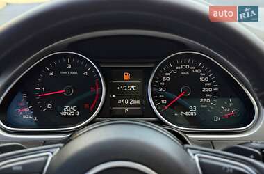 Позашляховик / Кросовер Audi Q7 2013 в 