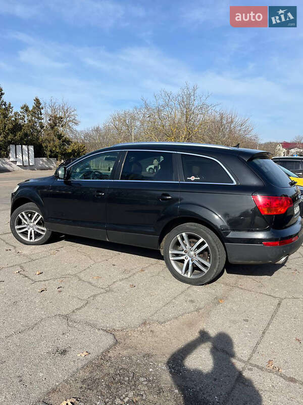 Позашляховик / Кросовер Audi Q7 2006 в Одесі