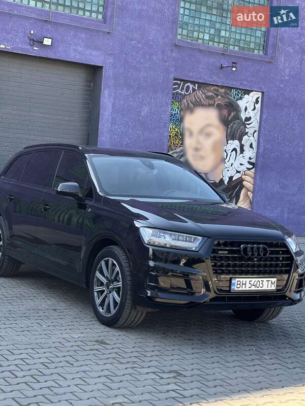 Позашляховик / Кросовер Audi Q7 2016 в Одесі