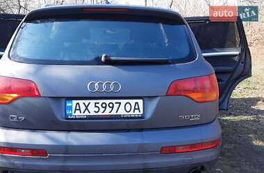 Внедорожник / Кроссовер Audi Q7 2008 в 