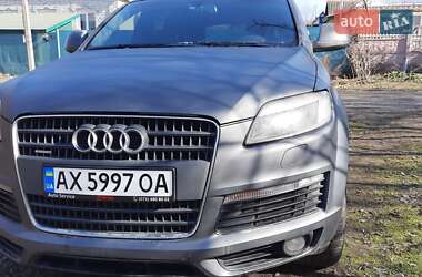 Внедорожник / Кроссовер Audi Q7 2008 в 