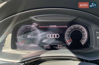 Внедорожник / Кроссовер Audi Q7 2022 в 