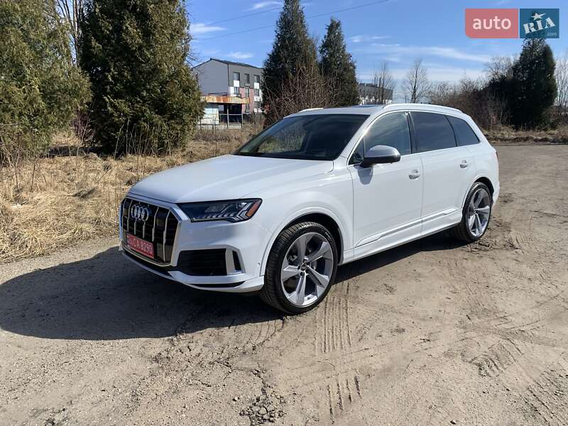 Позашляховик / Кросовер Audi Q7 2022 в Дрогобичі
