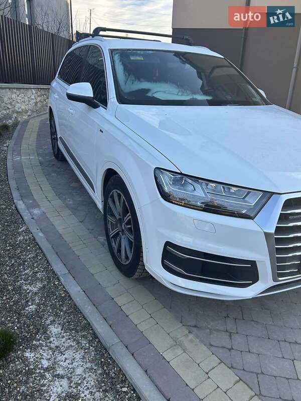 Внедорожник / Кроссовер Audi Q7 2015 в Тернополе