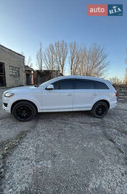 Позашляховик / Кросовер Audi Q7 2015 в Білгороді-Дністровському