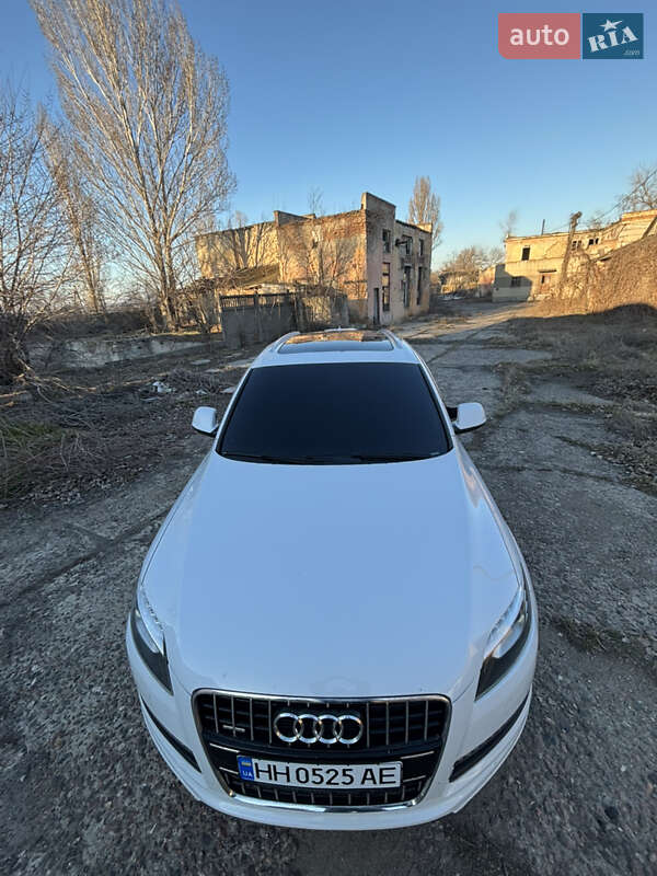 Позашляховик / Кросовер Audi Q7 2015 в Білгороді-Дністровському фото 12 Позашляховик / Кросовер Audi Q7 2015 в Білгороді-Дністровському