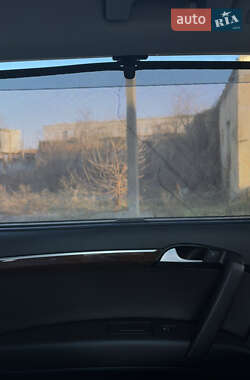 Позашляховик / Кросовер Audi Q7 2015 в Білгороді-Дністровському