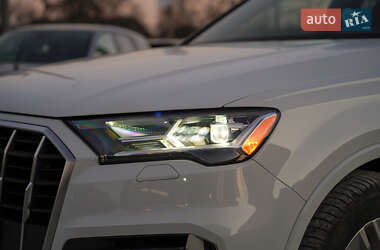 Внедорожник / Кроссовер Audi Q7 2020 в 