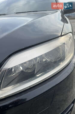 Внедорожник / Кроссовер Audi Q7 2007 в 