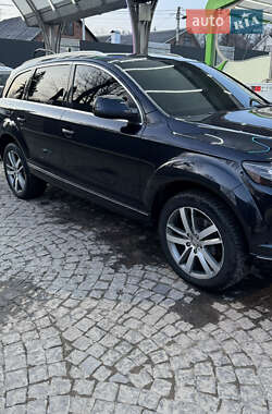 Внедорожник / Кроссовер Audi Q7 2011 в 