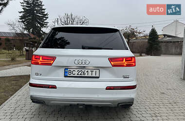 Внедорожник / Кроссовер Audi Q7 2016 в Яворове