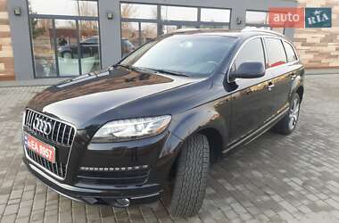 Позашляховик / Кросовер Audi Q7 2012 в 