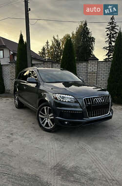 Audi Q7 2015