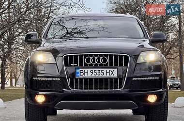 Внедорожник / Кроссовер Audi Q7 2011 в 