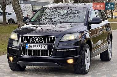 Внедорожник / Кроссовер Audi Q7 2011 в 