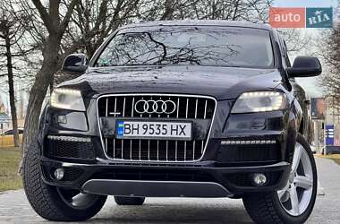 Внедорожник / Кроссовер Audi Q7 2011 в 