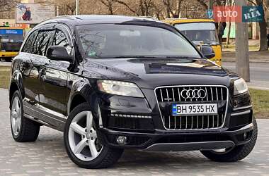 Внедорожник / Кроссовер Audi Q7 2011 в 