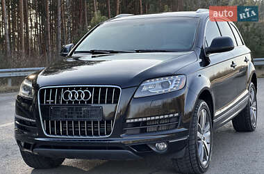 Позашляховик / Кросовер Audi Q7 2014 в 