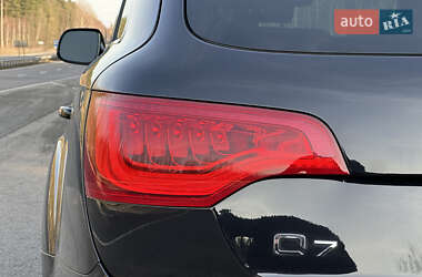 Позашляховик / Кросовер Audi Q7 2014 в 