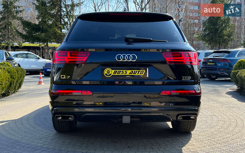 Внедорожник / Кроссовер Audi Q7 2017 в Львове