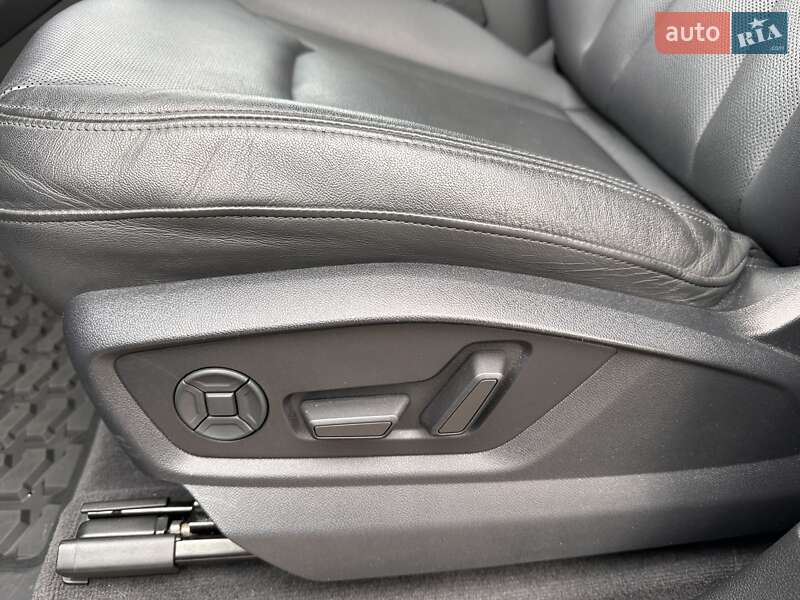 Позашляховик / Кросовер Audi Q7 2023 в Одесі