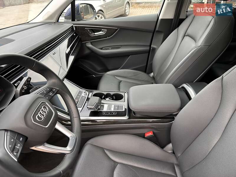 Позашляховик / Кросовер Audi Q7 2023 в Одесі