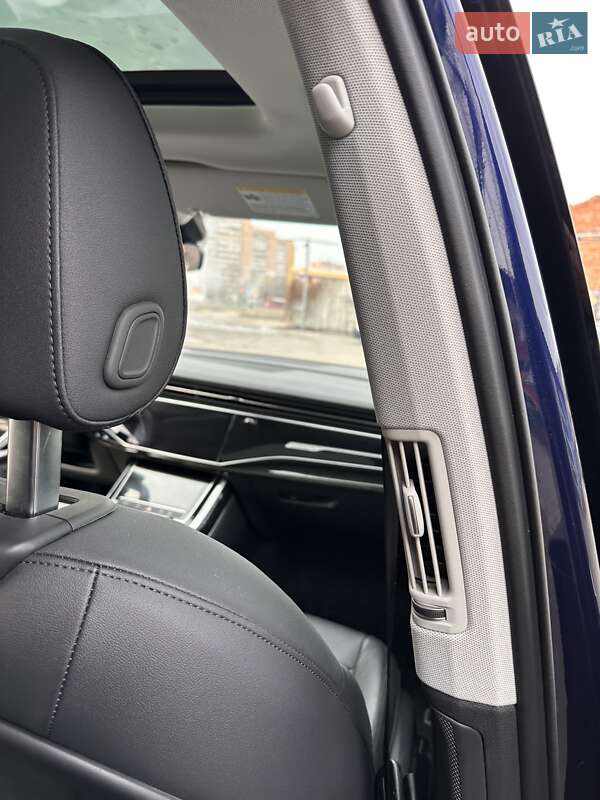 Позашляховик / Кросовер Audi Q7 2023 в Одесі