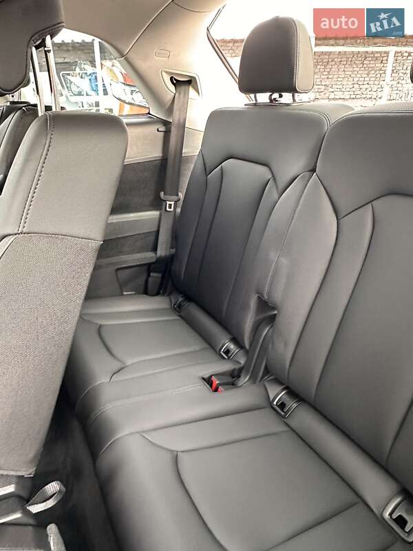 Позашляховик / Кросовер Audi Q7 2023 в Одесі