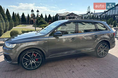 Позашляховик / Кросовер Audi Q7 2019 в Стрию