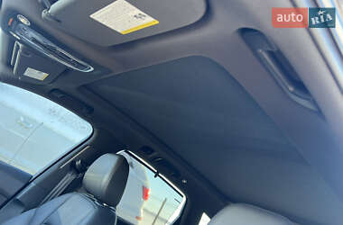 Внедорожник / Кроссовер Audi Q7 2016 в 